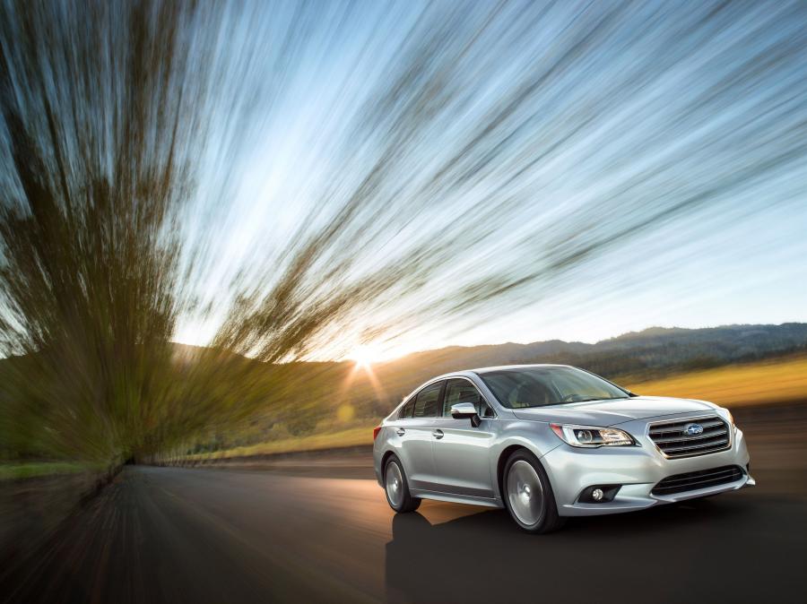  Subaru Legacy 2015 года  (фото 2 из 14)